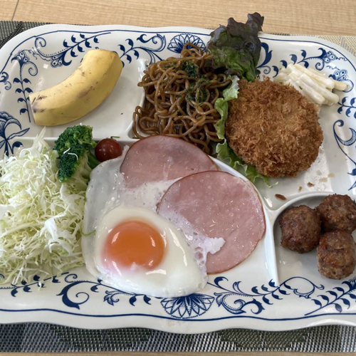 朝食｜ハムエッグ