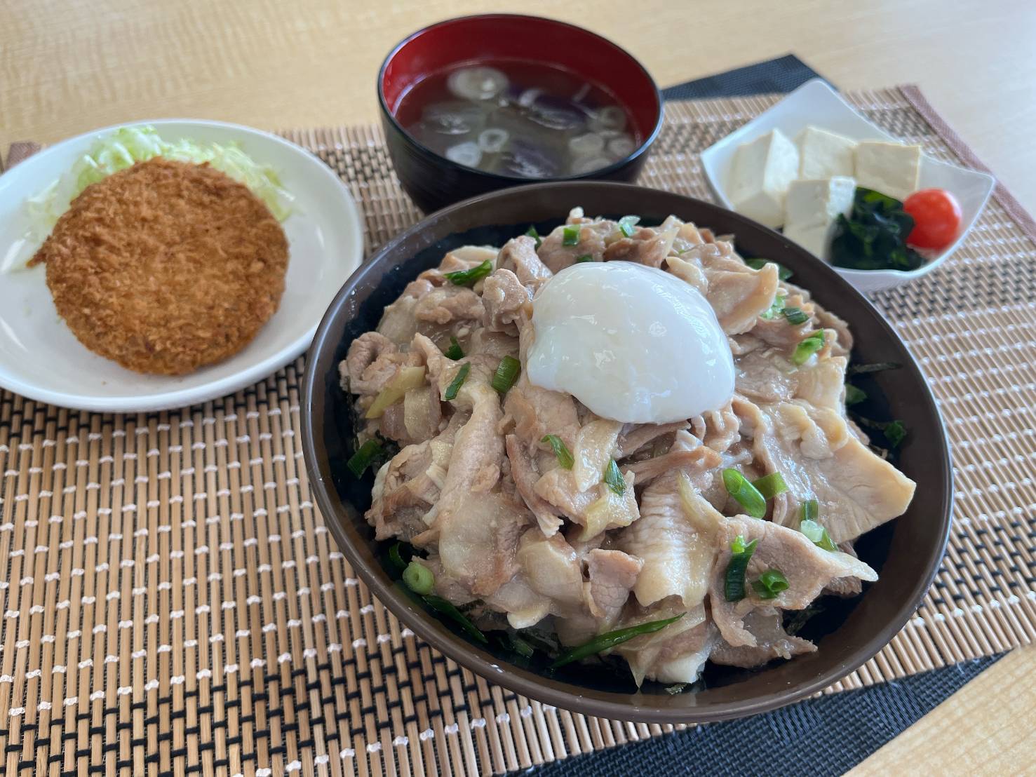 スタミナ丼